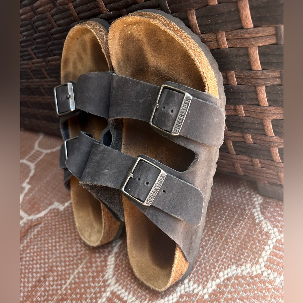 Birkenstock Arizona Black Leather Sandals Size 8 Double Strap Buckle Slides - Picture 8 of 10